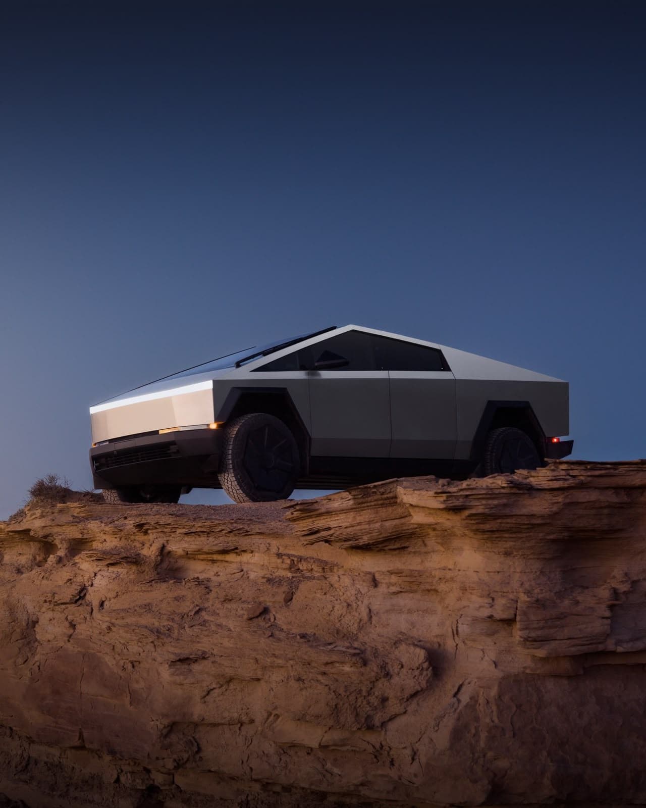 Tesla Cybertruck thumbnail 3